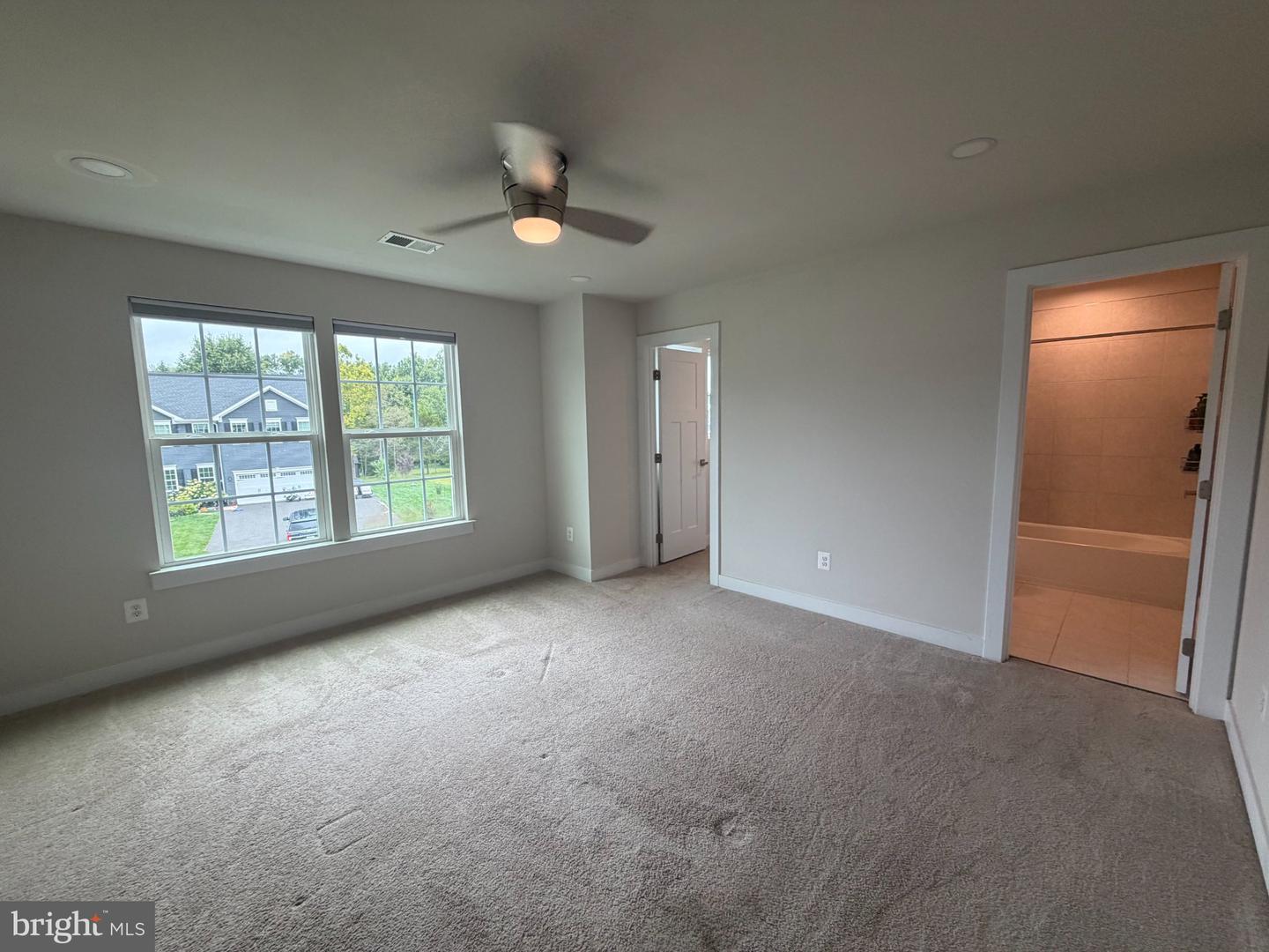 9812 Thoroughbred Rd Property Photo 21