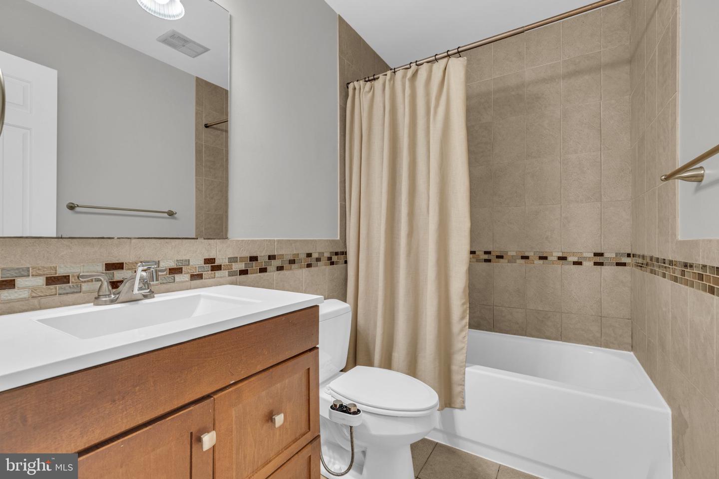 5238 Graystone Rd Property Photo 22