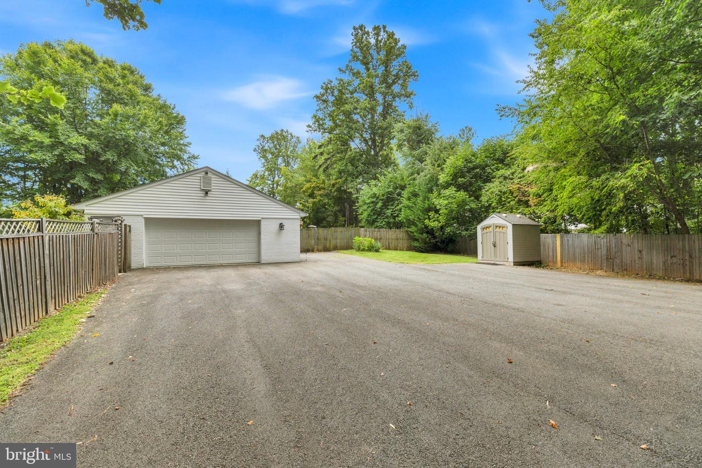 5238 Graystone Rd Property Photo 27