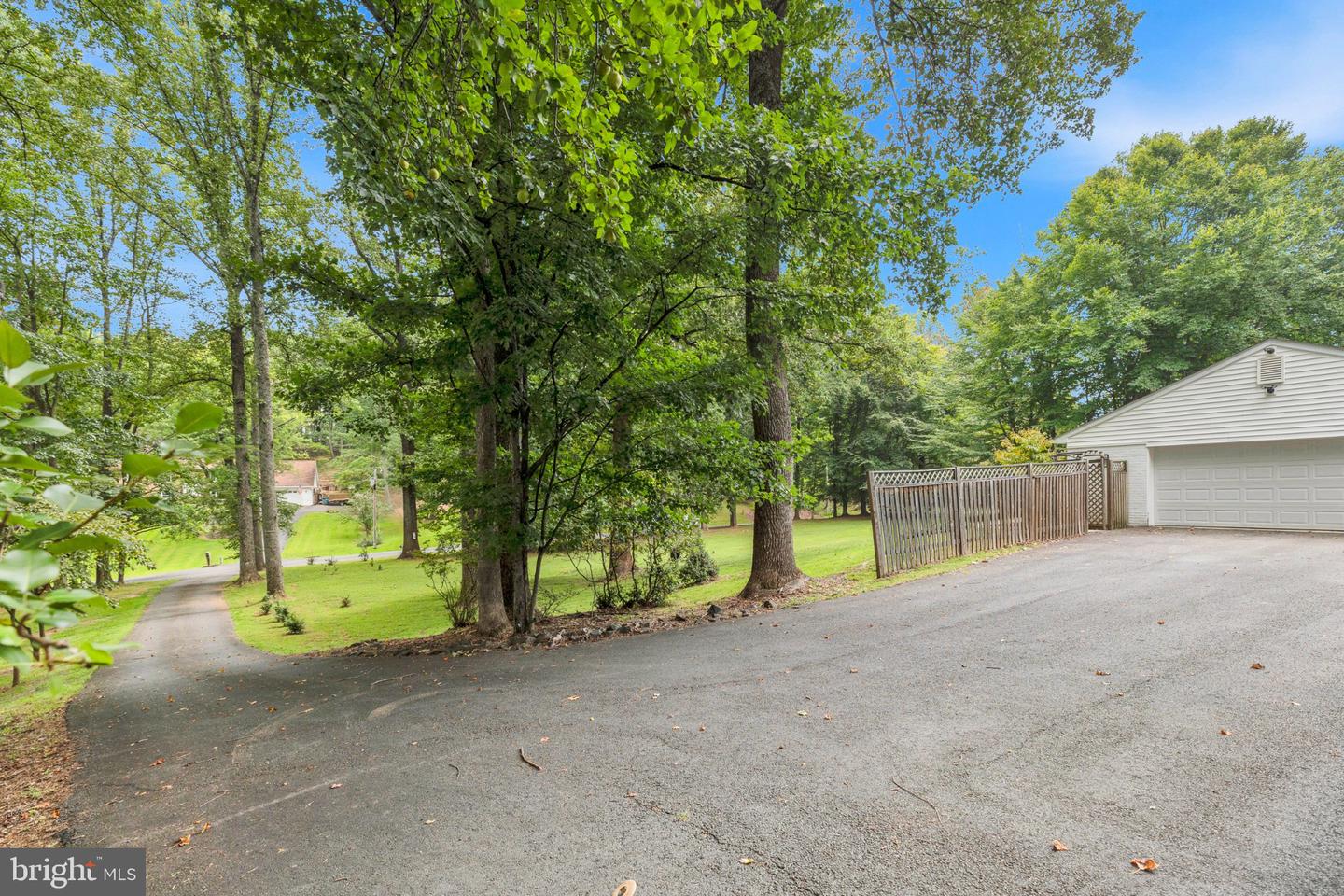 5238 Graystone Rd Property Photo 28