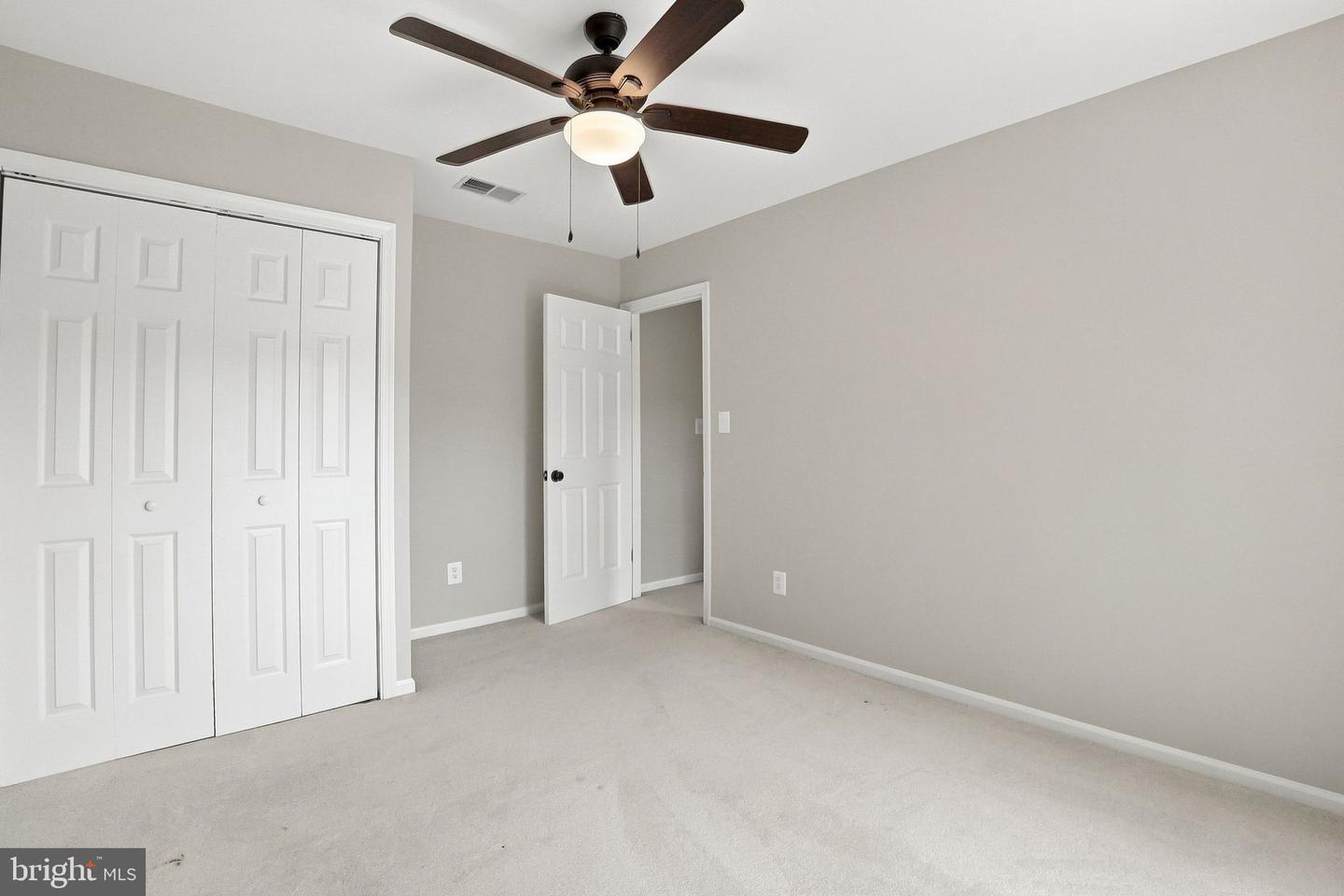 452 Denning Ct Property Photo 17