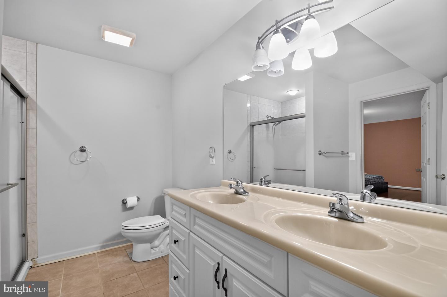 6401 Abingdon Pl Property Photo 13