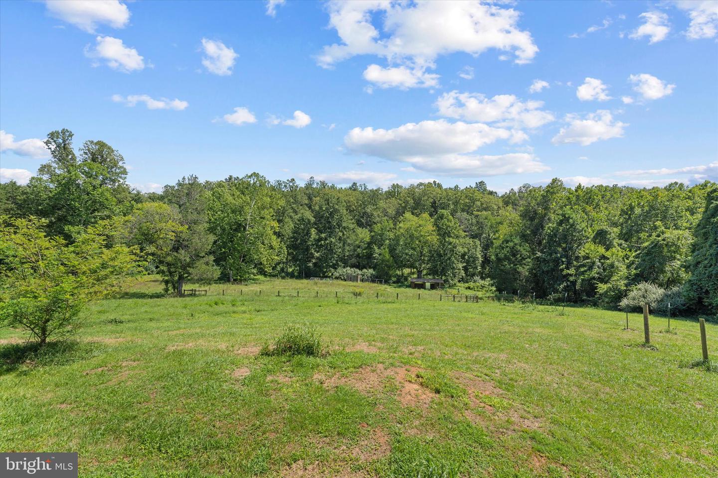 9359 Paradise Rd Property Photo 14