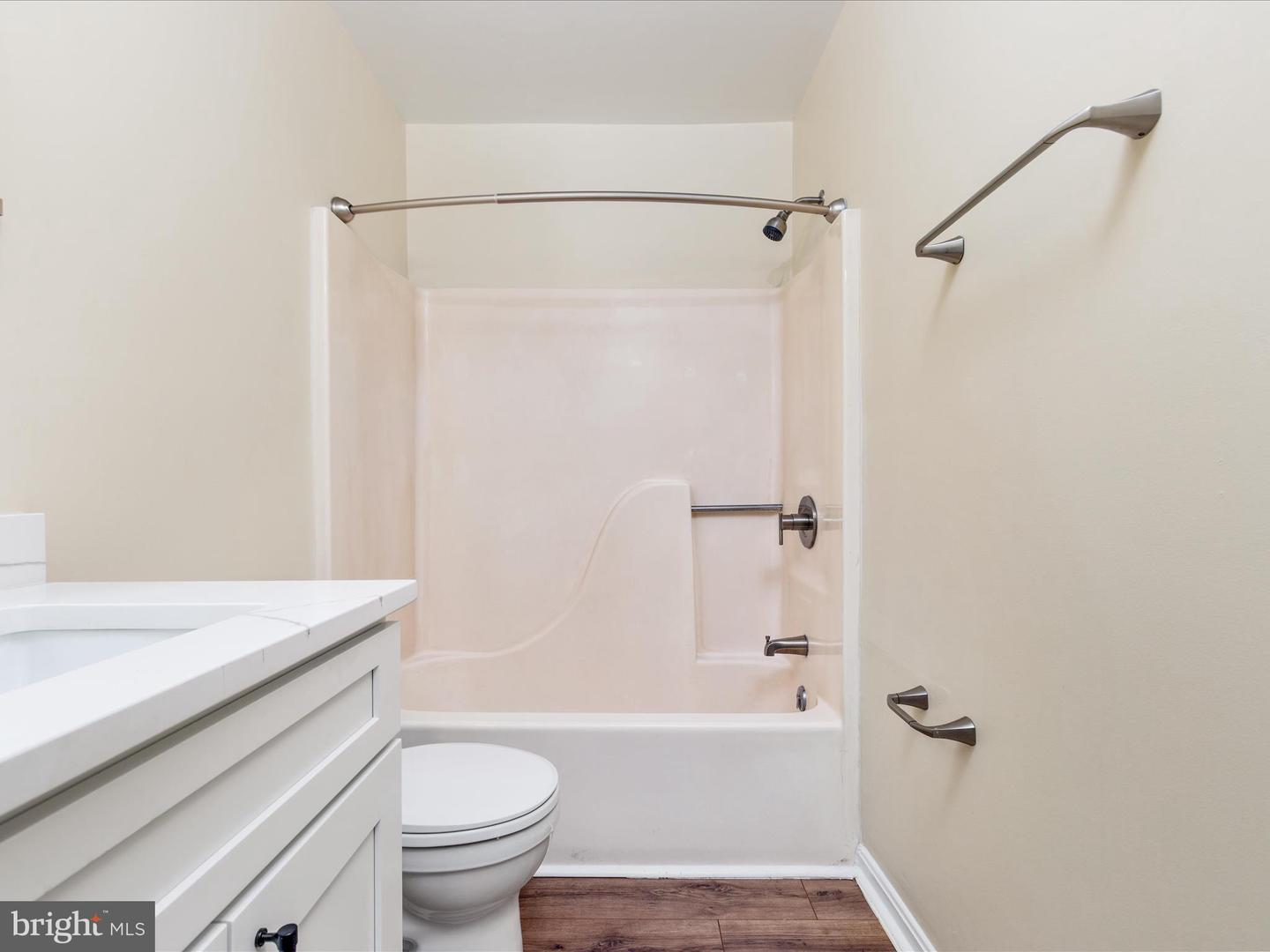 202 N. Rappahannock St Property Photo 9