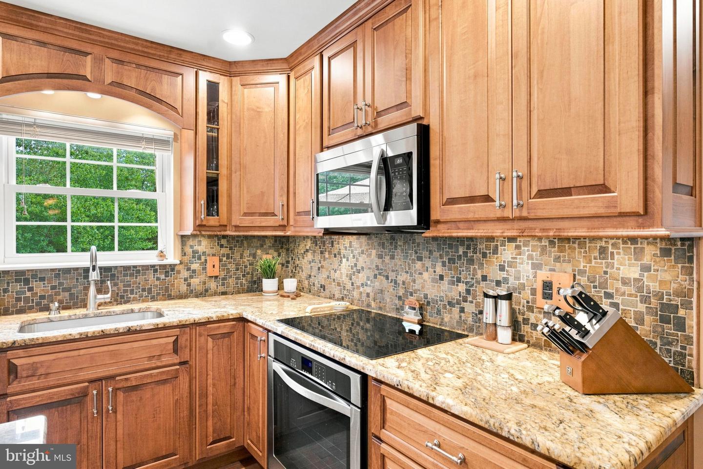 4327 S Starcrest Dr Property Photo 14