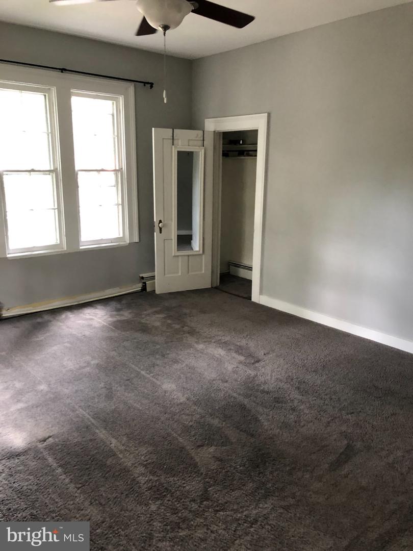 185 Main St Property Photo 18