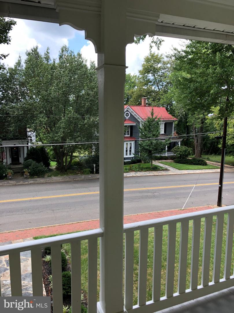 185 Main St Property Photo 27