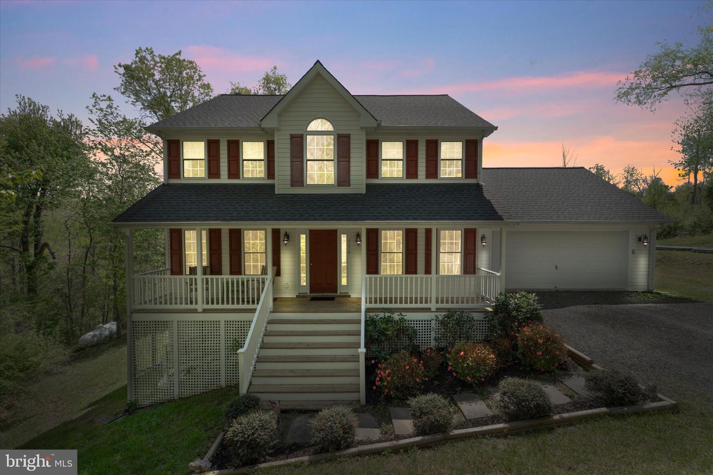 6678 Turning Ln Property Photo 4