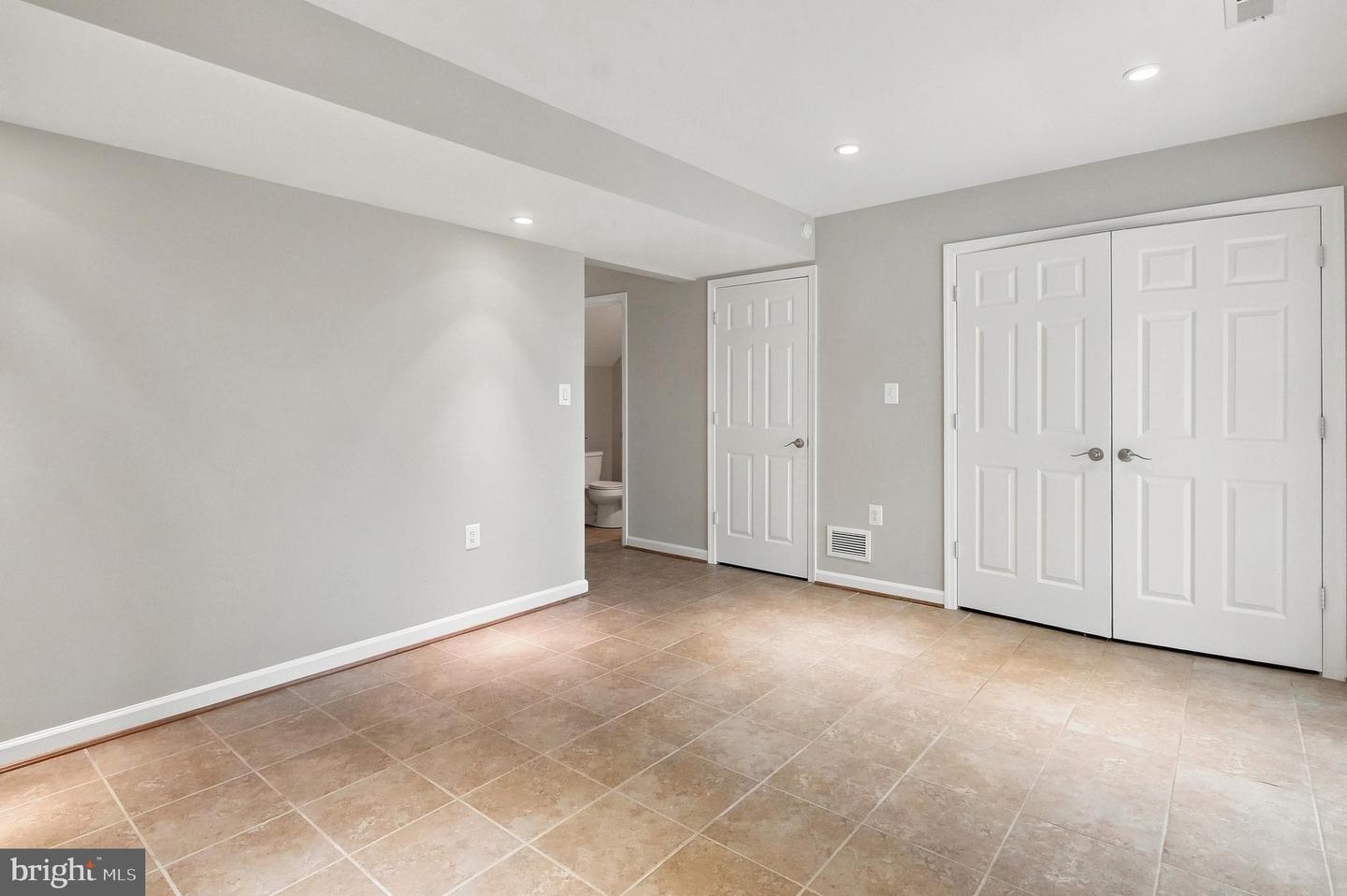 6145 Newton Ln Property Photo 36