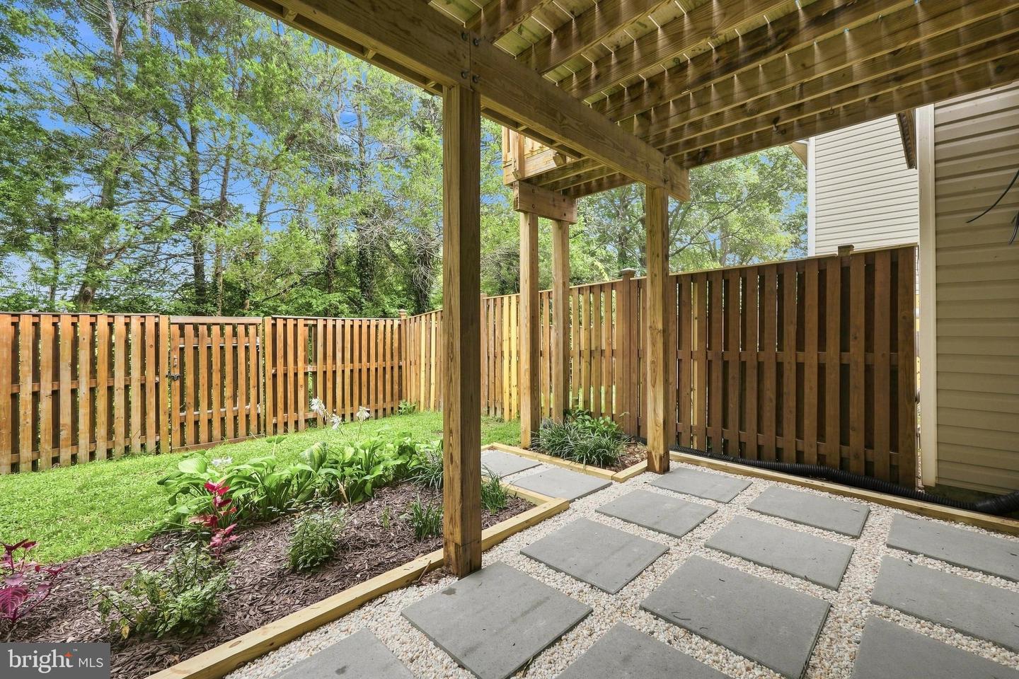 6145 Newton Ln Property Photo 38