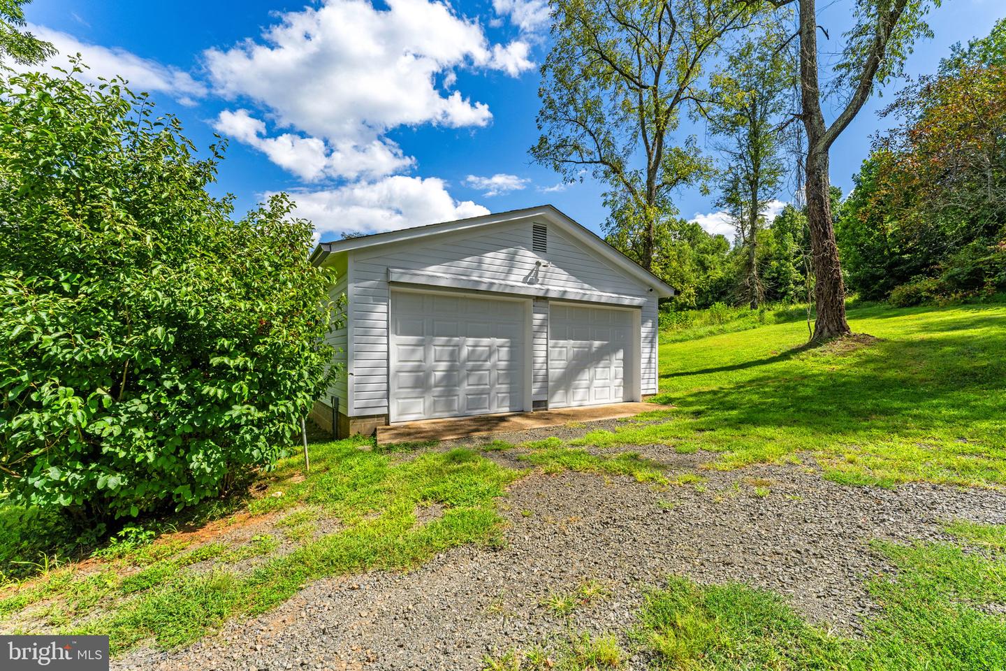 5519 Hopewell Rd Property Photo 4