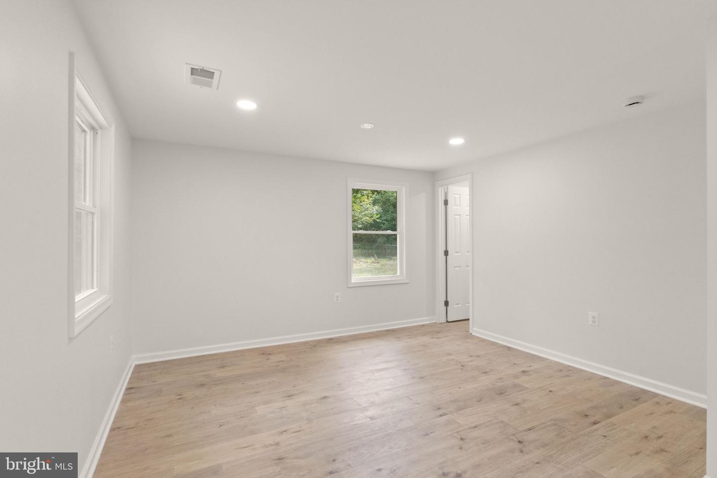6343 Liberty Rd Property Photo 17