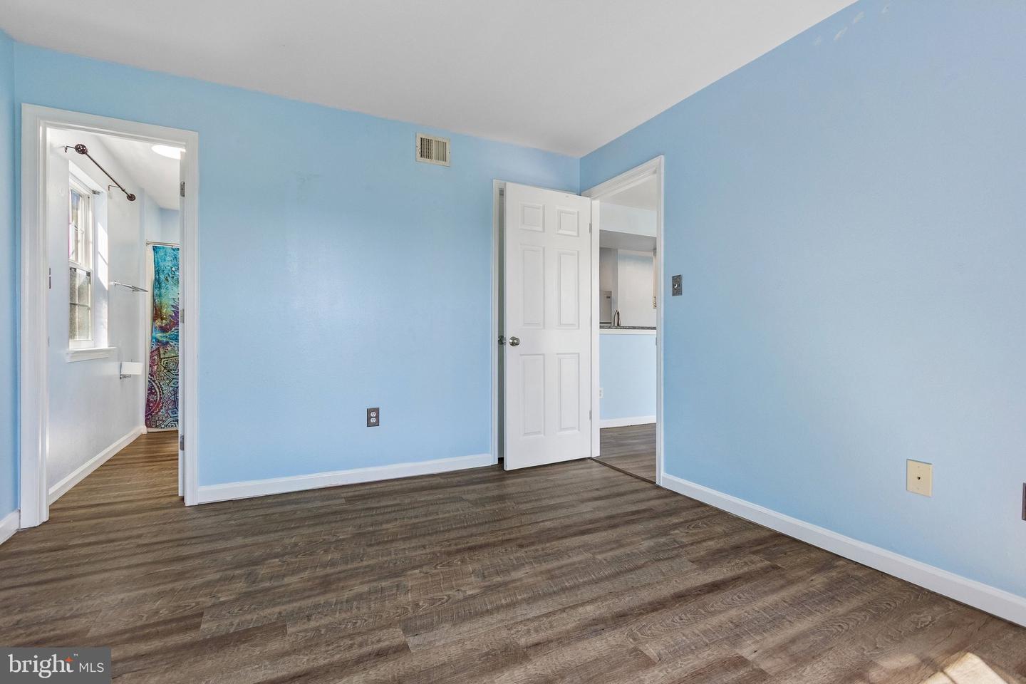 11235 Torrie Way #g Property Photo 14
