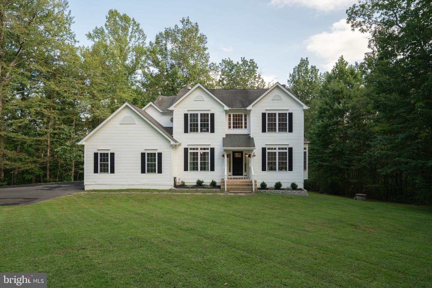 4749 Greene Love Ln Property Photo 1