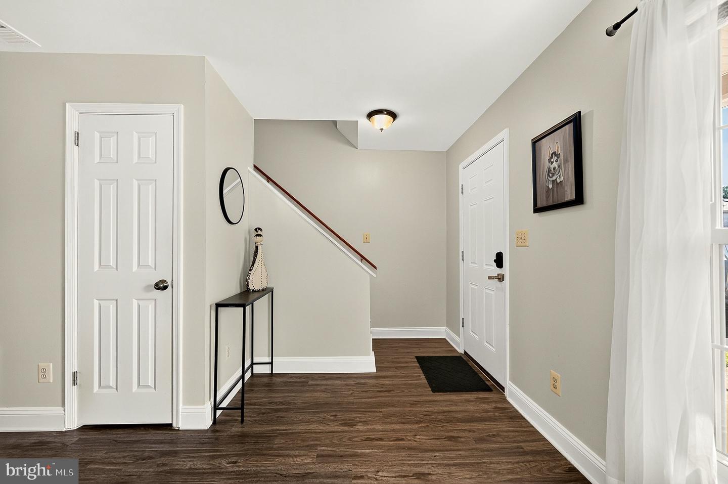 446 Ridge Ct Property Photo 6