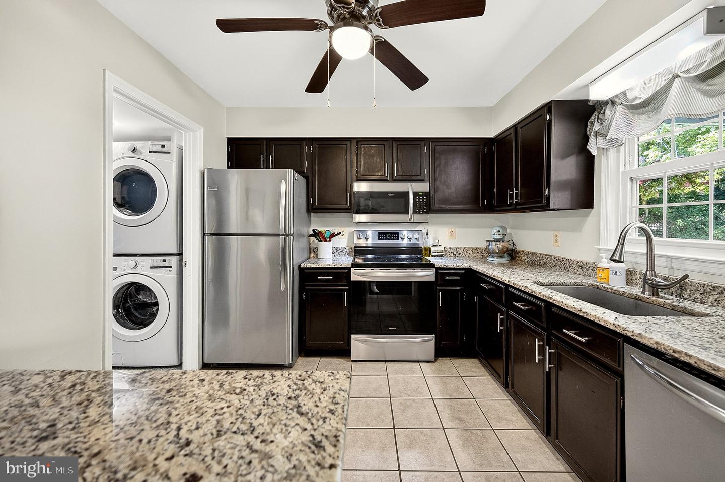 446 Ridge Ct Property Photo 17