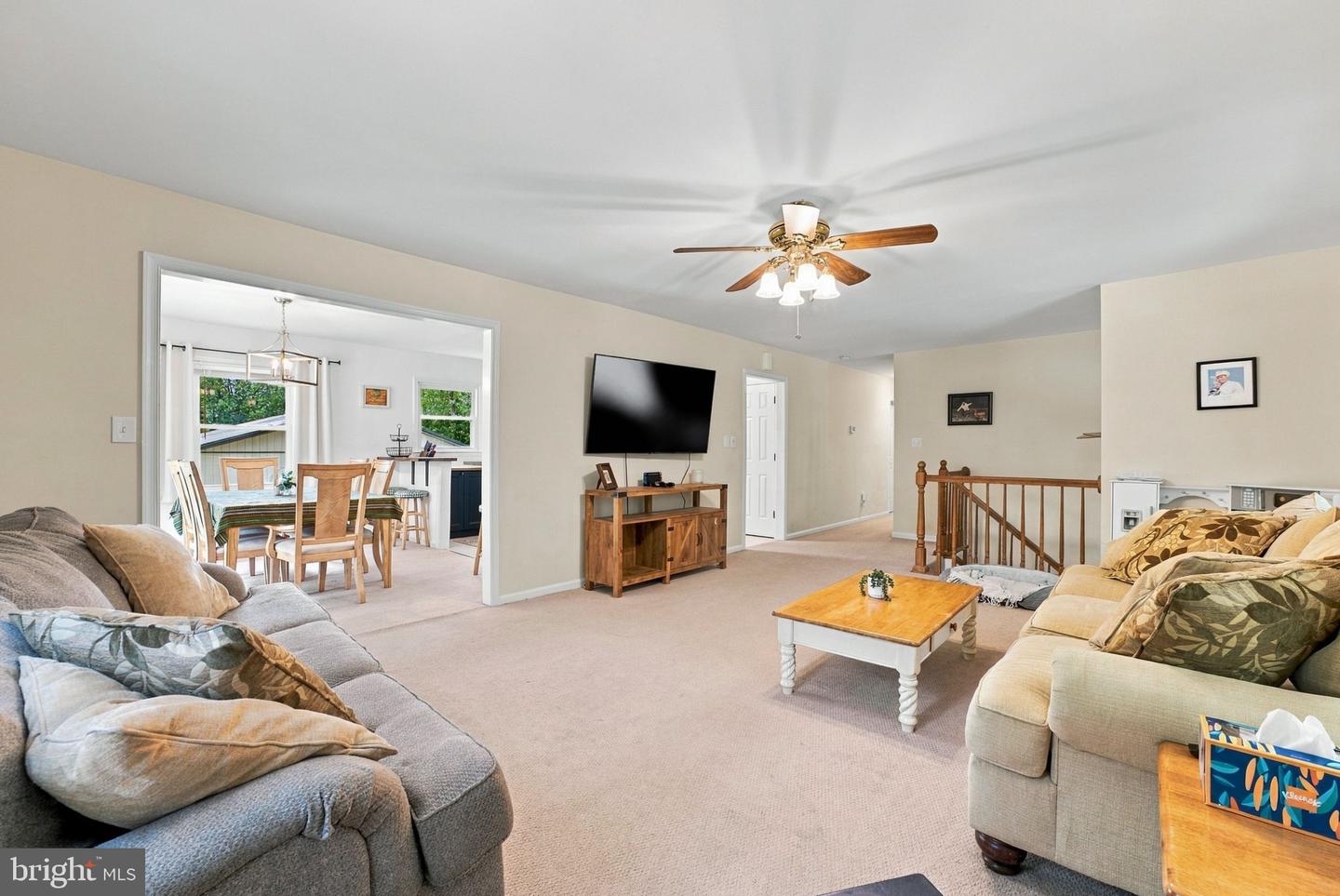 5483 Beach Rd Property Photo 17