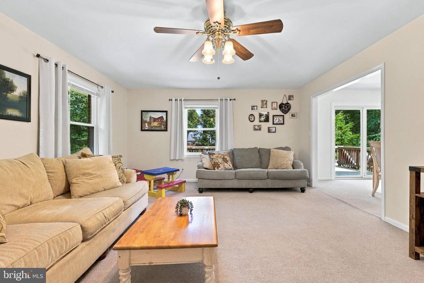 5483 Beach Rd Property Photo 19