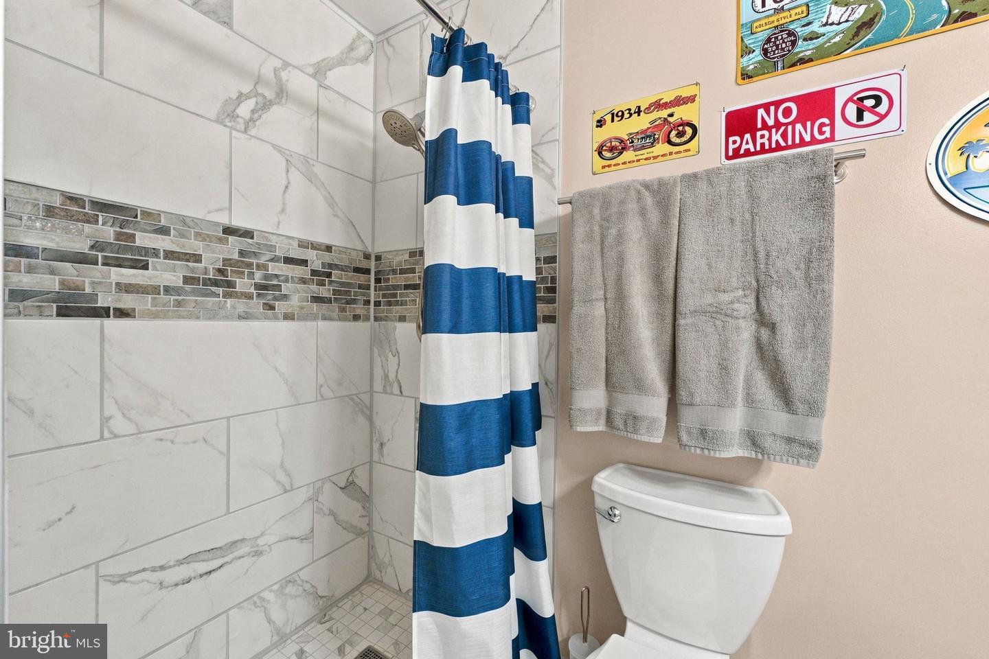 5483 Beach Rd Property Photo 35