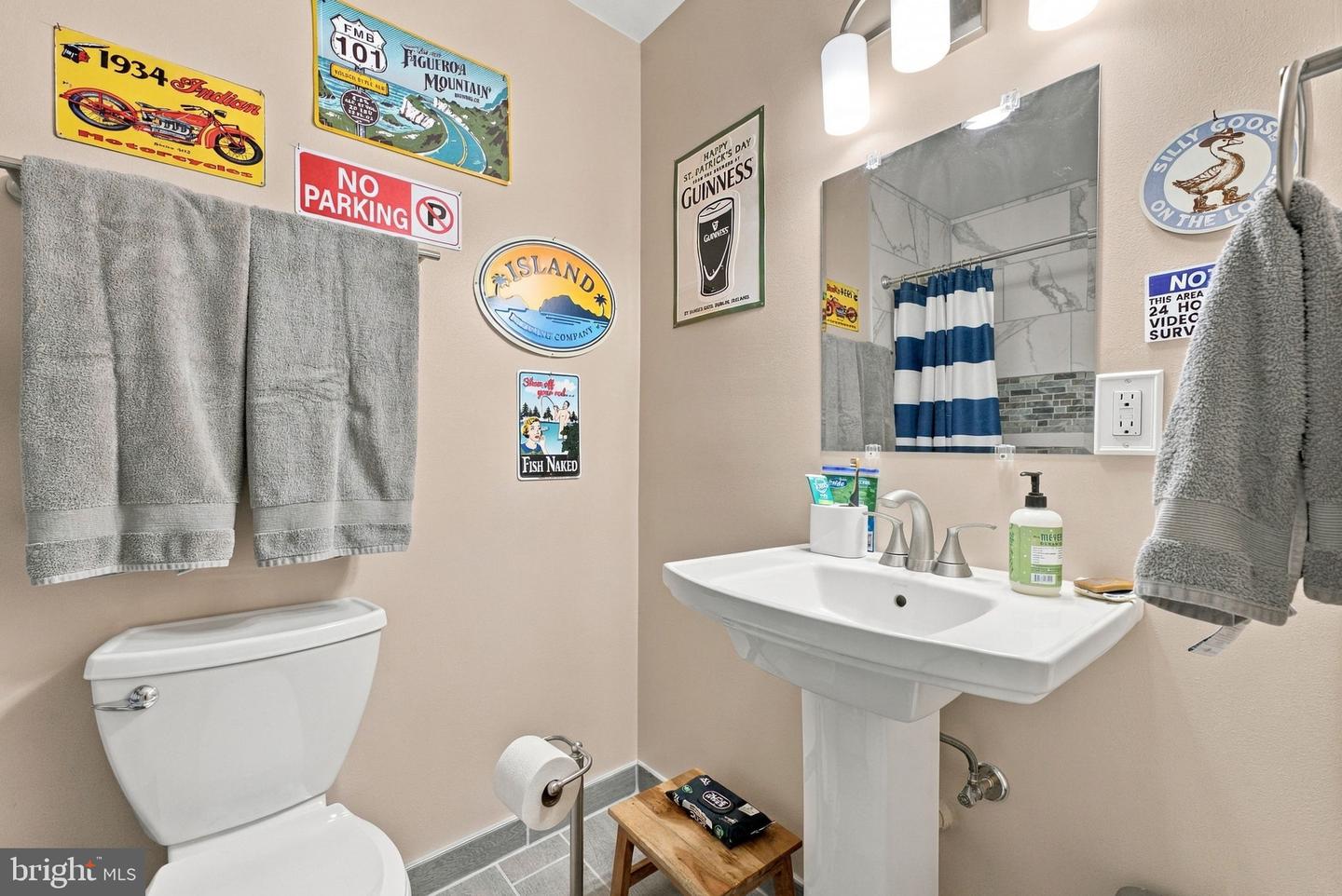 5483 Beach Rd Property Photo 36