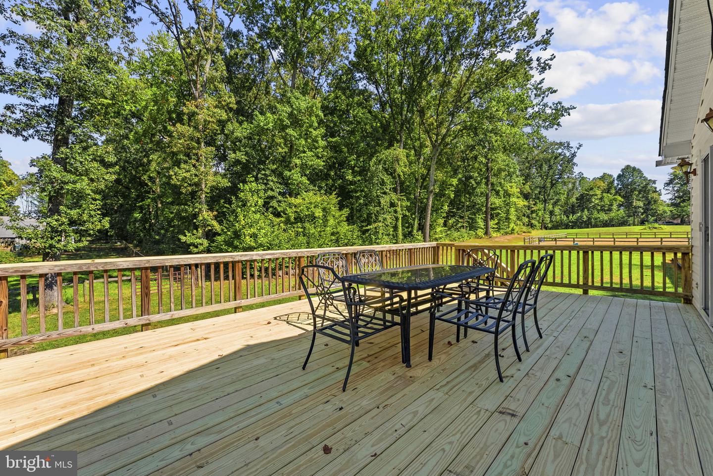5483 Beach Rd Property Photo 52