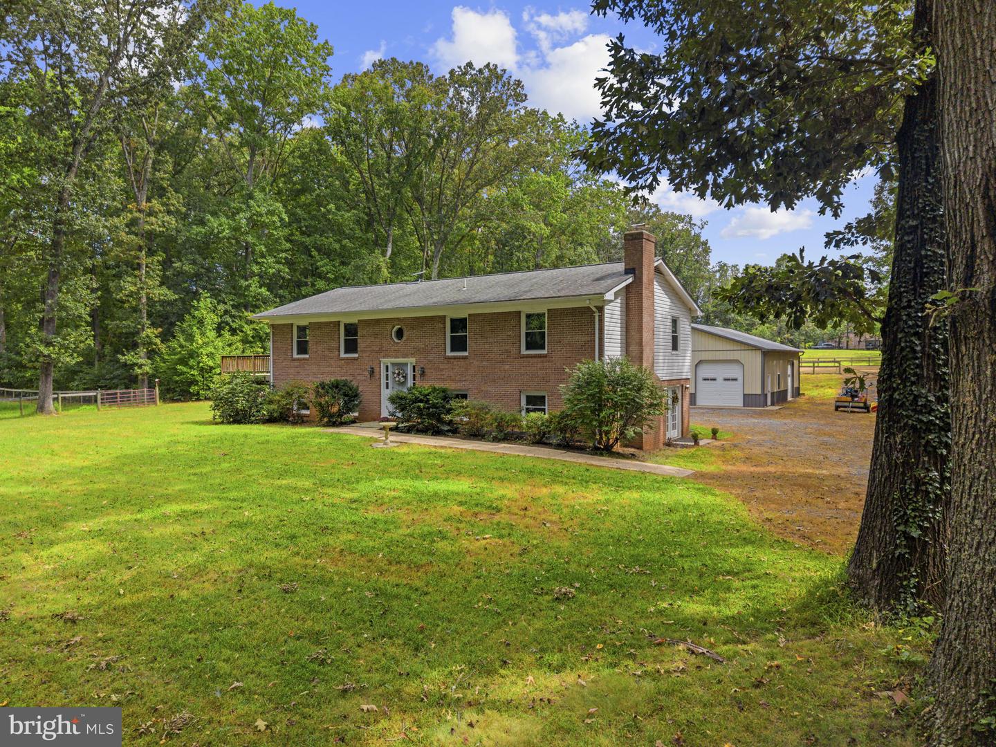 5483 Beach Rd Property Photo 59