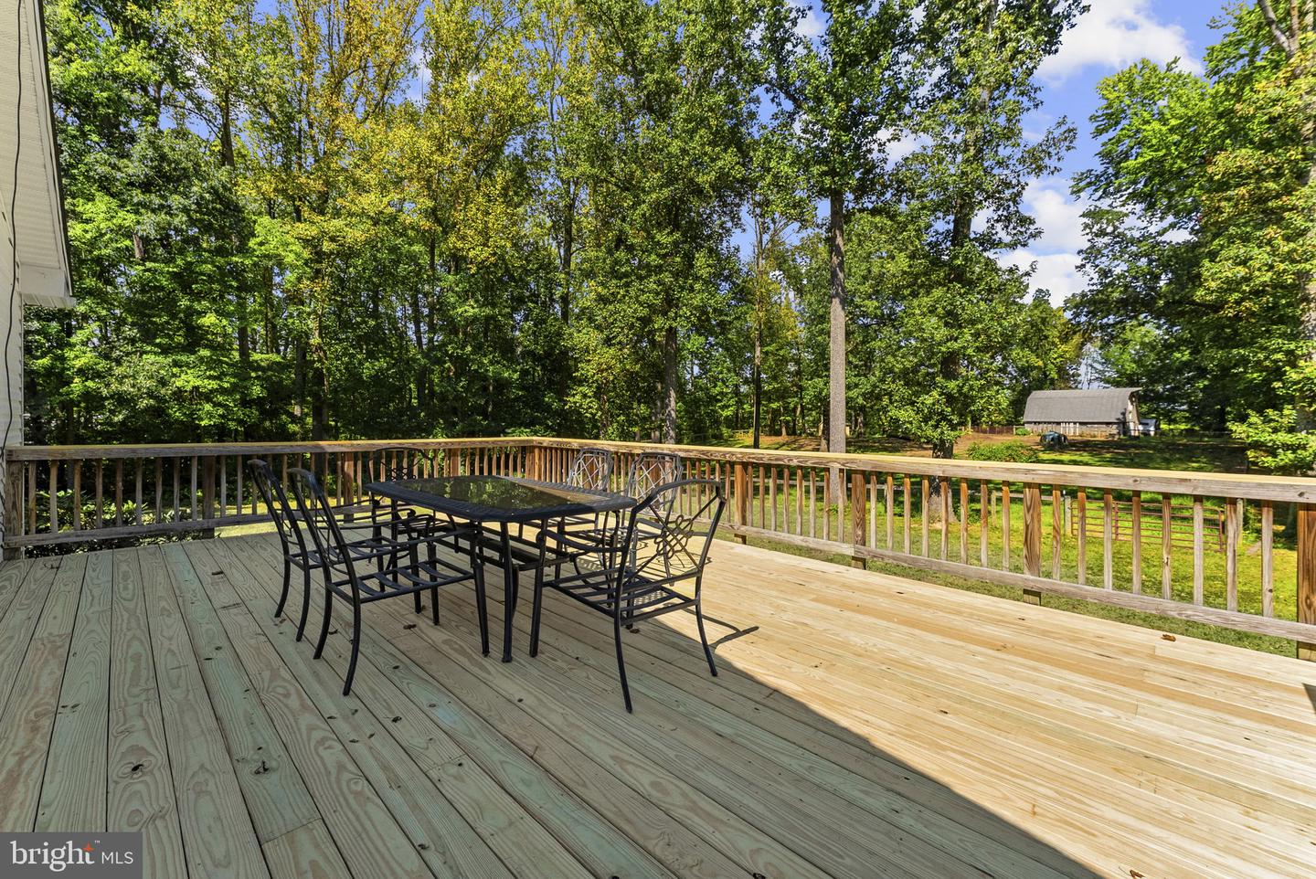5483 Beach Rd Property Photo 60