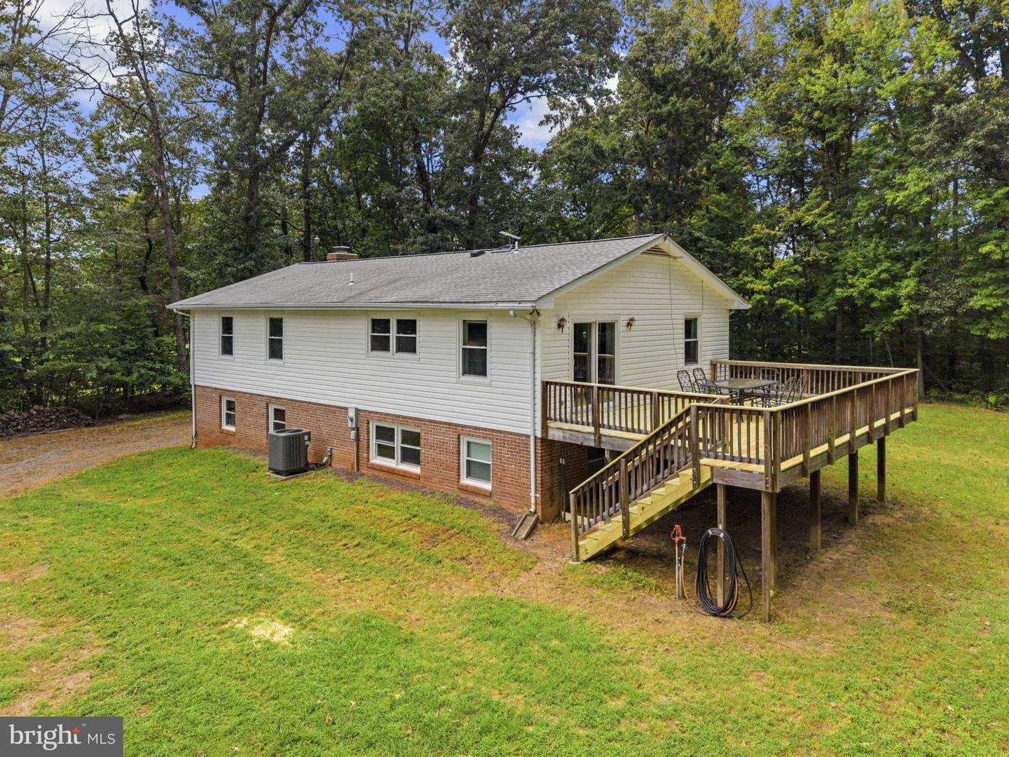 5483 Beach Rd Property Photo 69