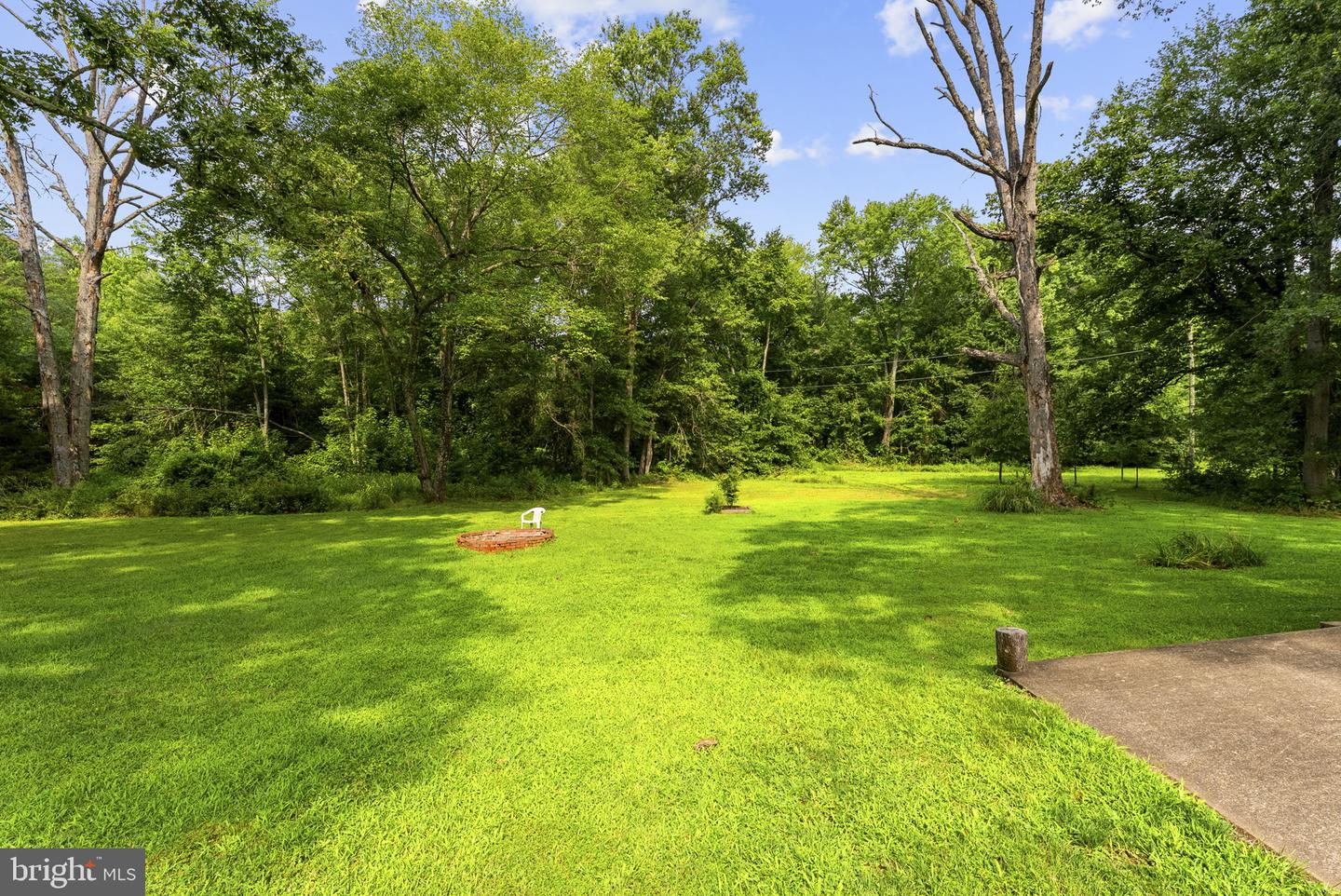 8216 Greenwich Rd Property Photo 26