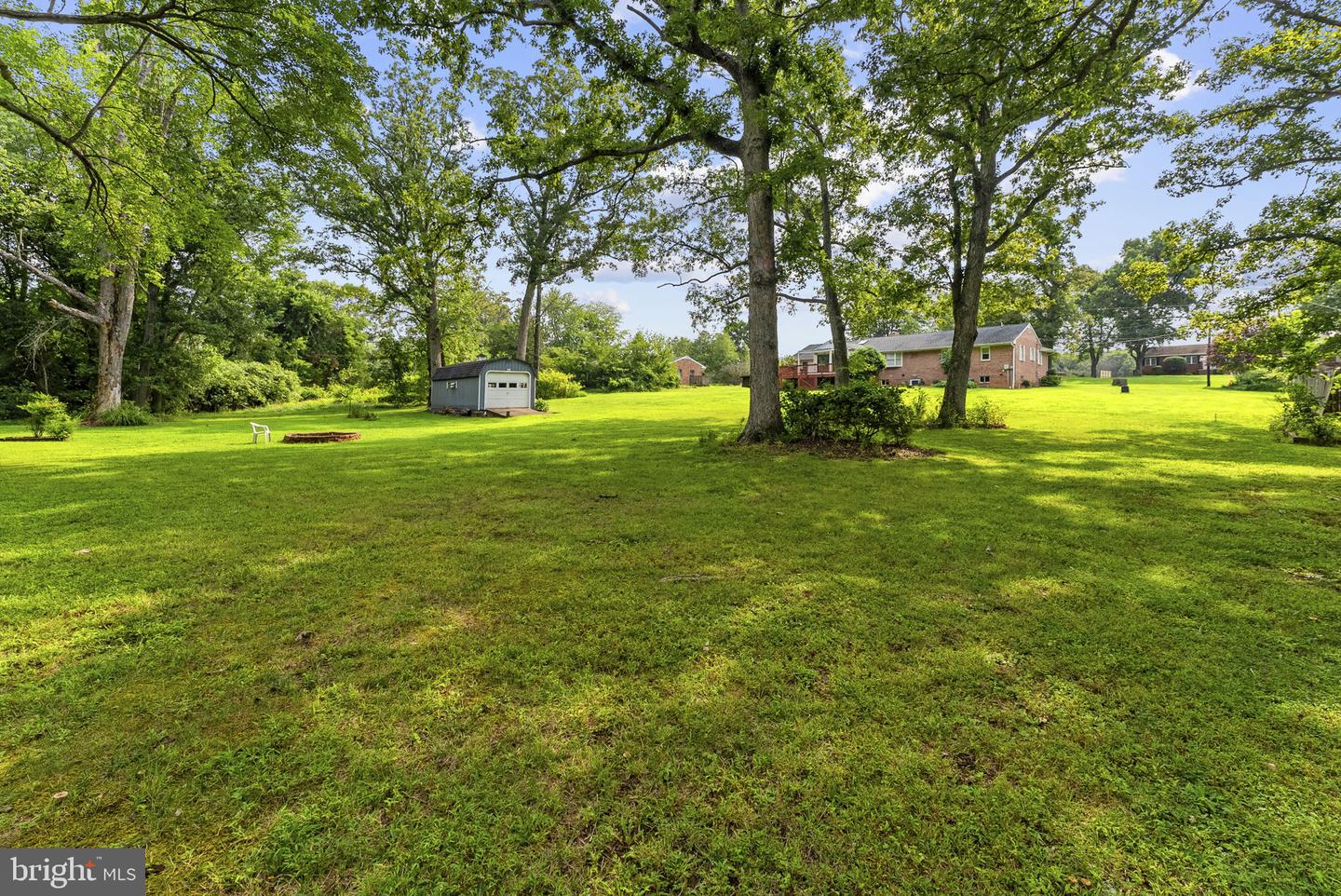 8216 Greenwich Rd Property Photo 29