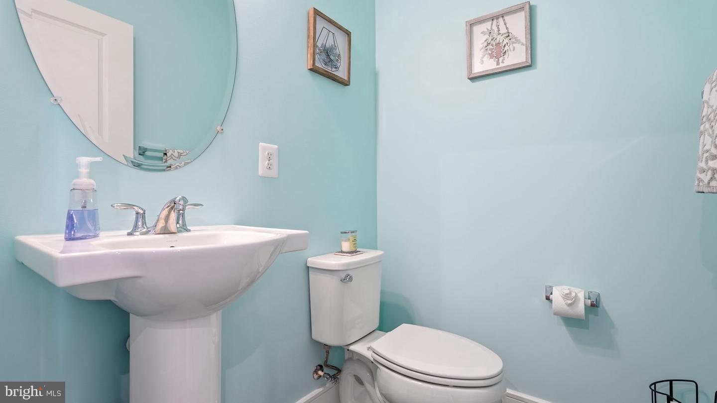 4252 Frost St Property Photo 27