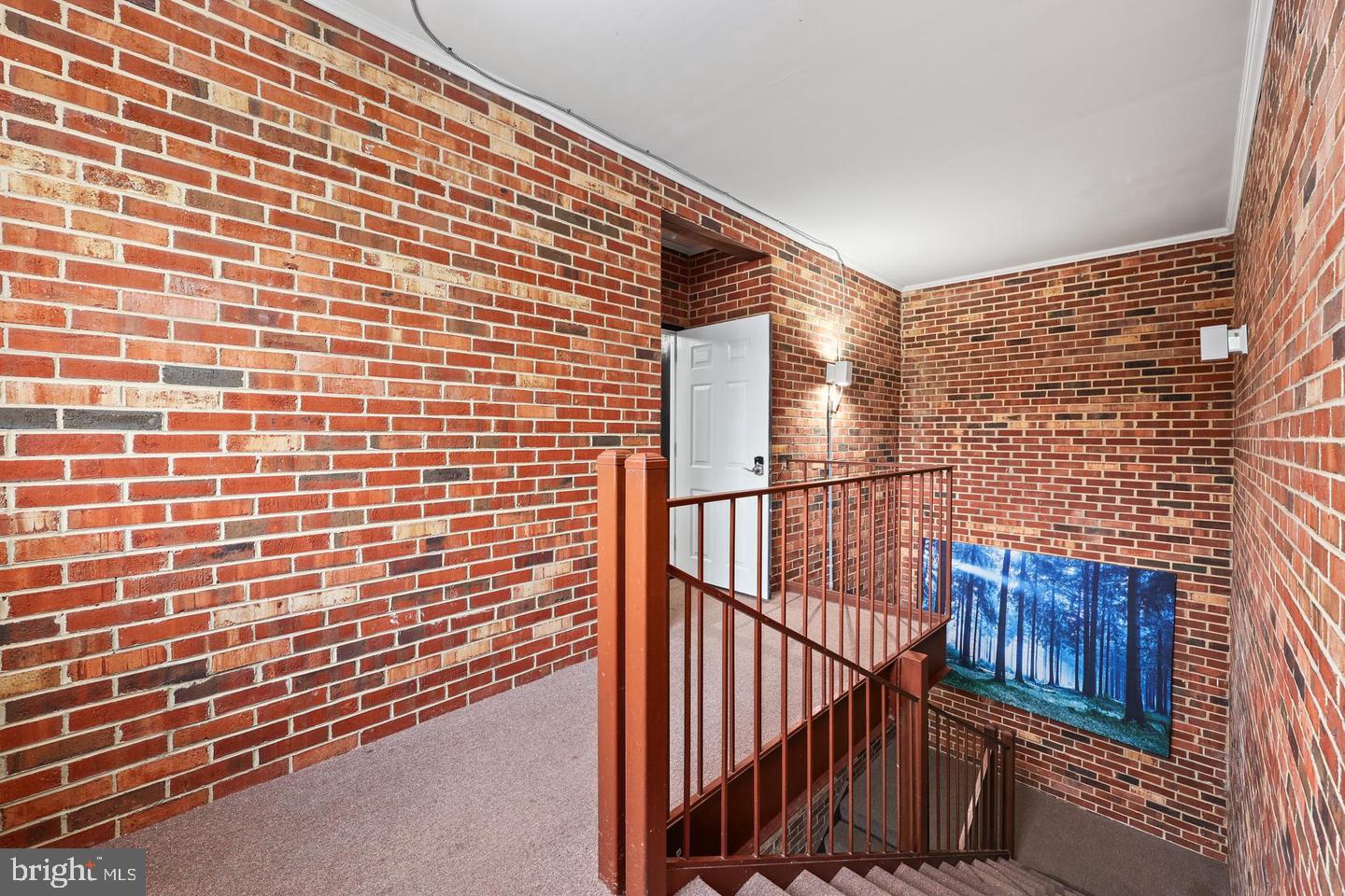 578 Waterloo Rd #1b Property Photo 7