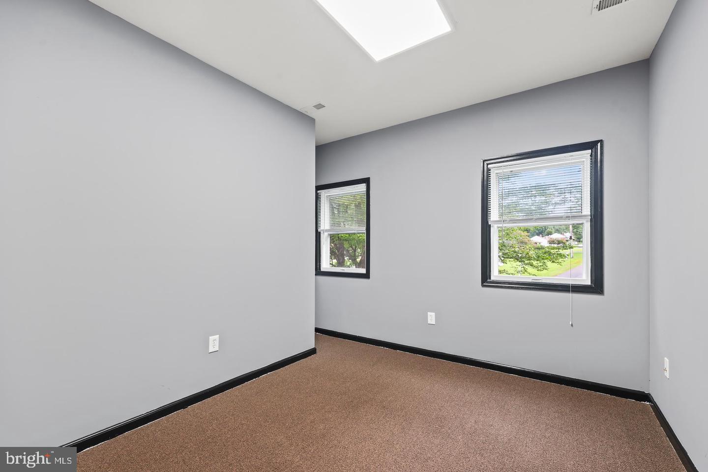 578 Waterloo Rd #1b Property Photo 19