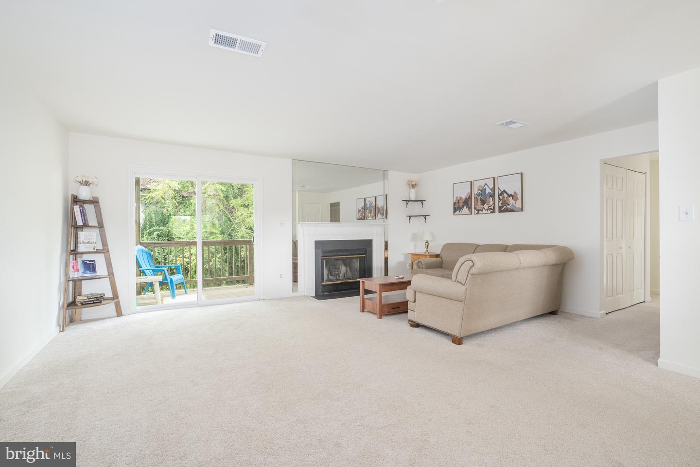 712-b Cedar Crest Dr #b Property Photo 5
