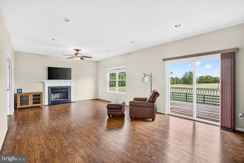 1234 Cadence Way Property Photo 15