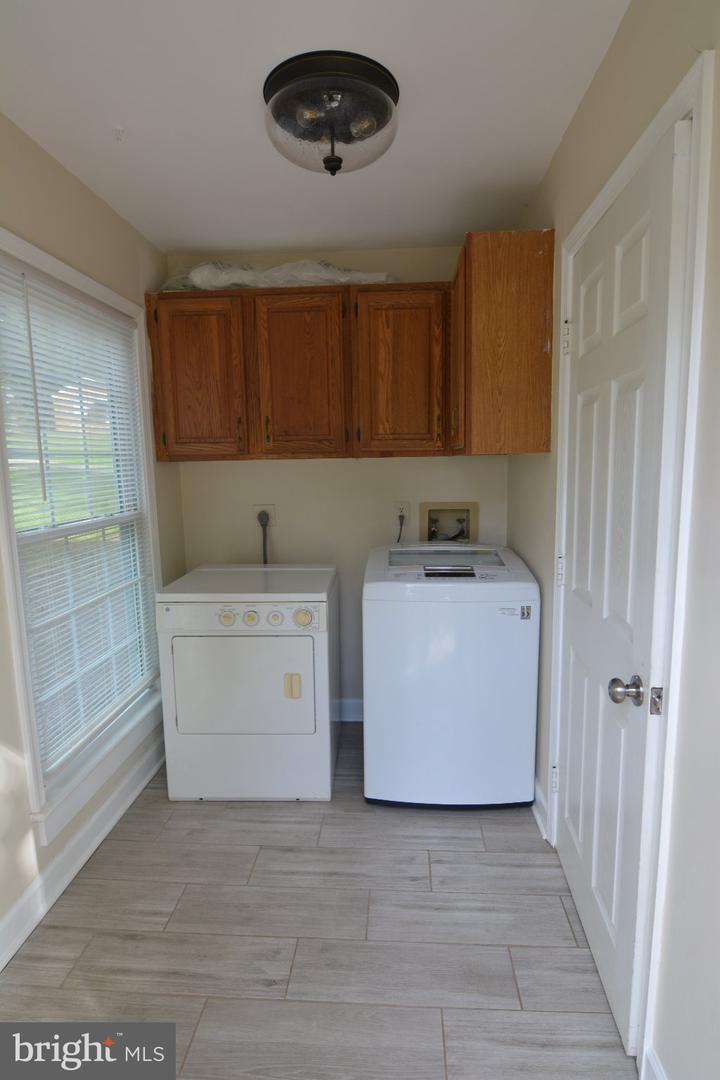 4216 Mosby St Property Photo 10