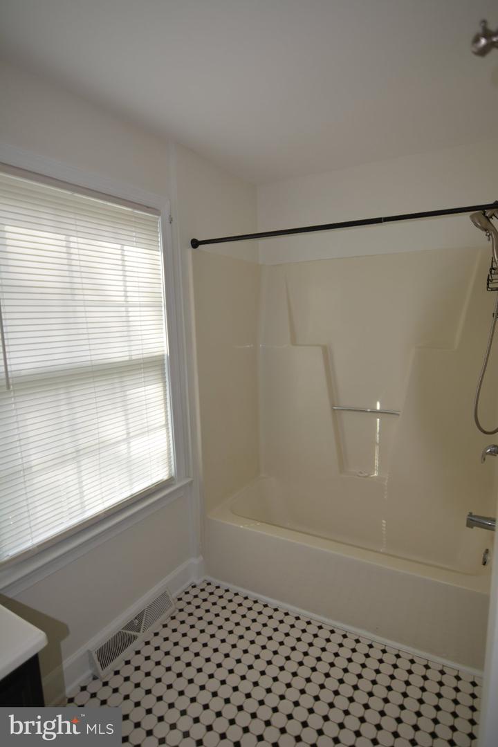 4216 Mosby St Property Photo 14