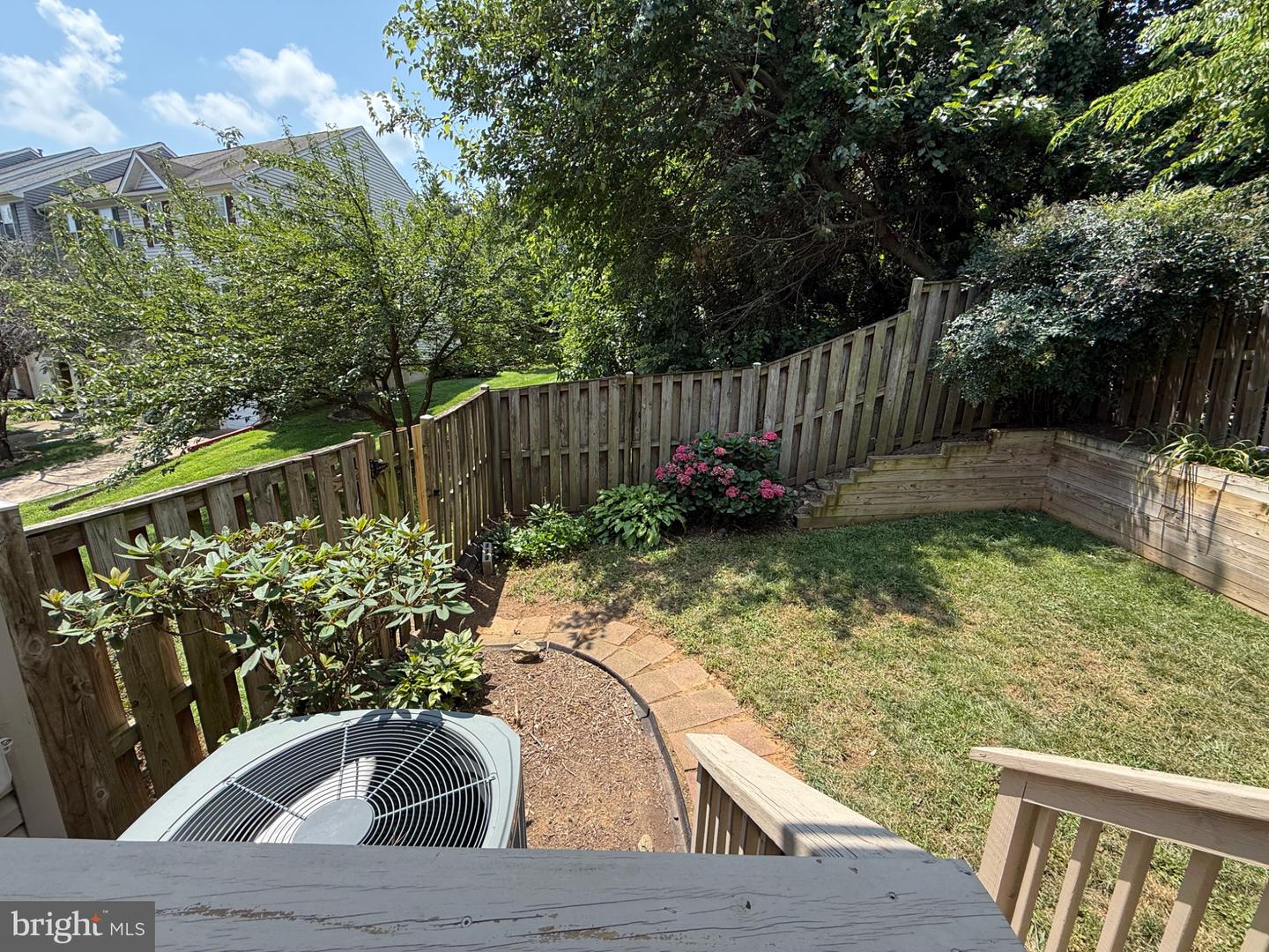 61 Sire Way Property Photo 4