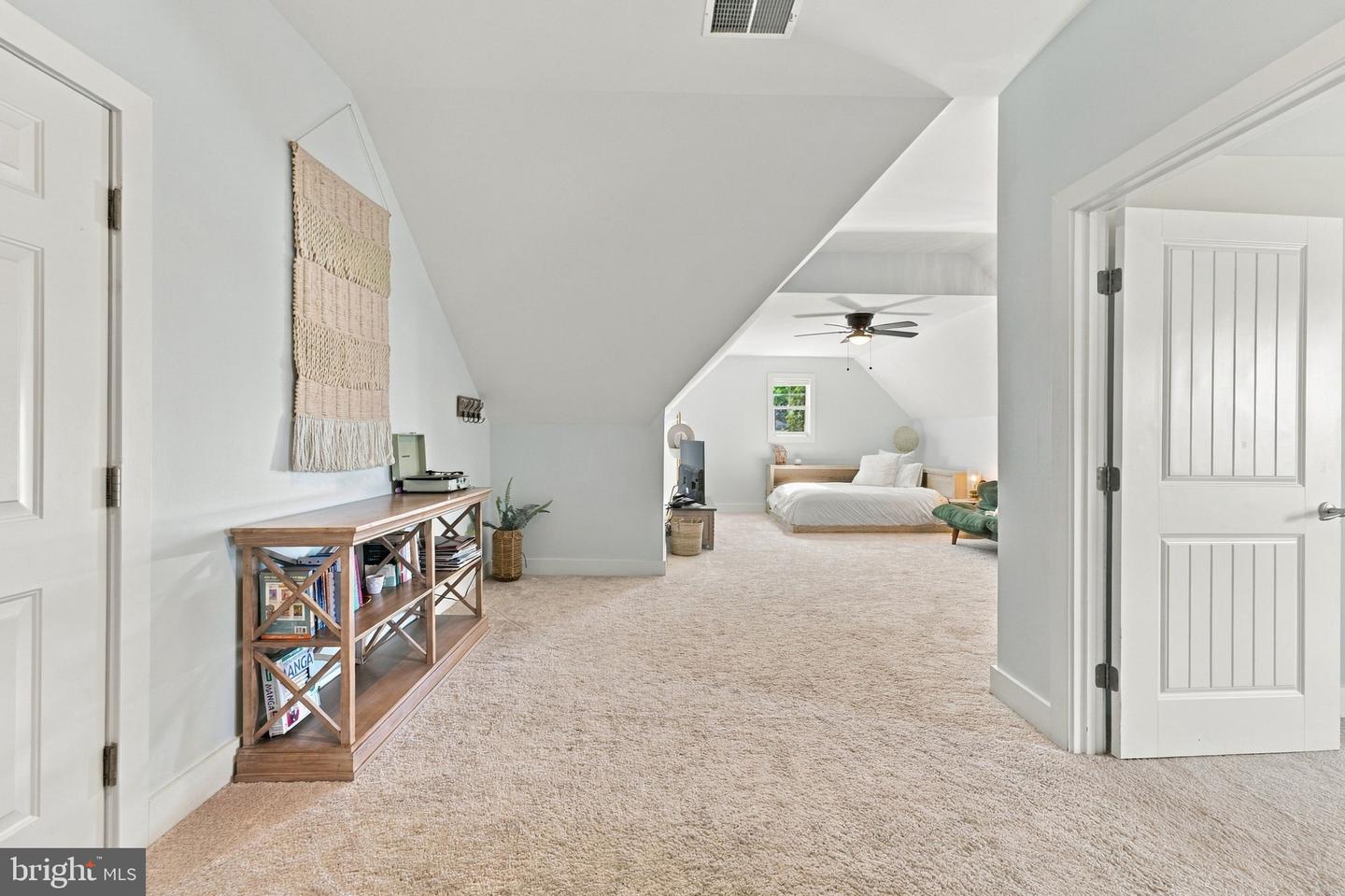 9593 Springs Rd Property Photo 36