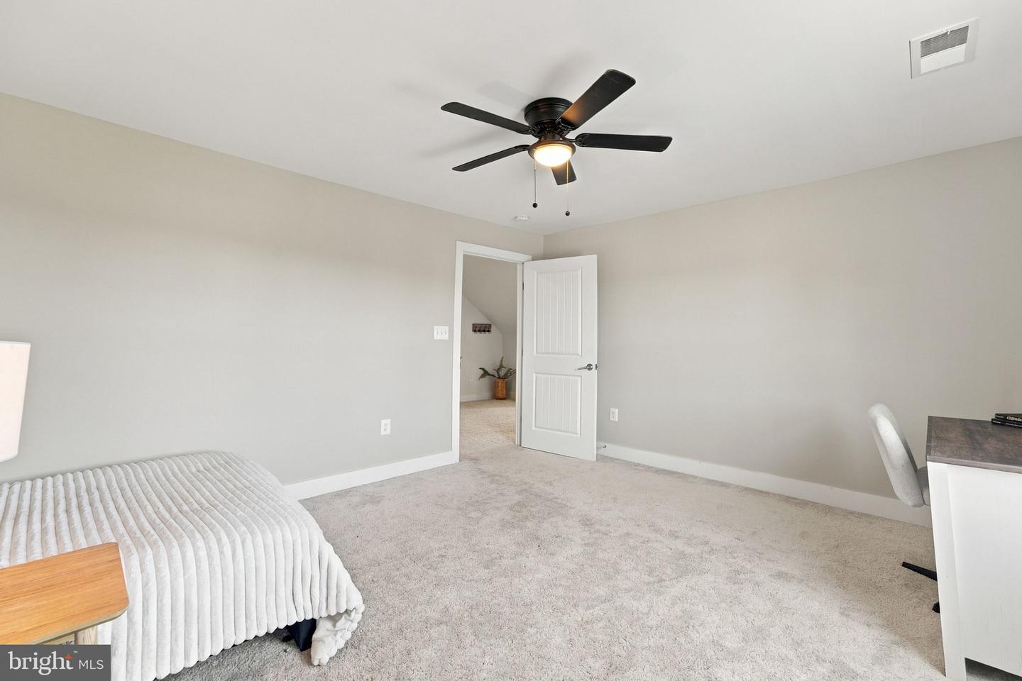 9593 Springs Rd Property Photo 39