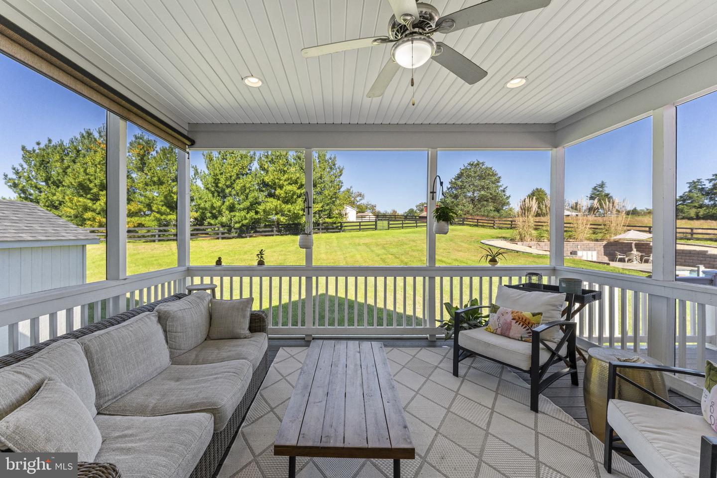 9593 Springs Rd Property Photo 55