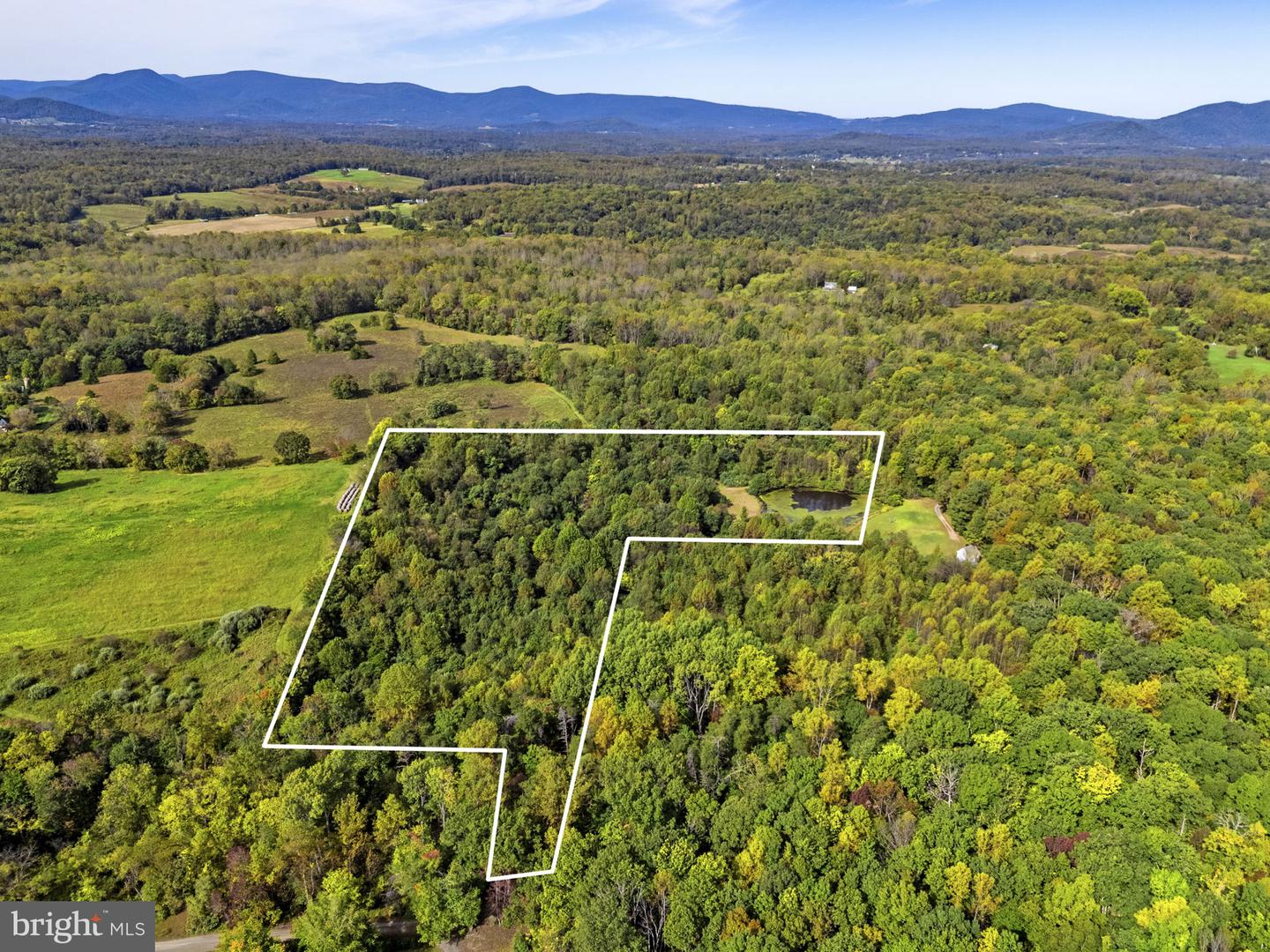 ERNEST ROBINSON RD Property Photo 1