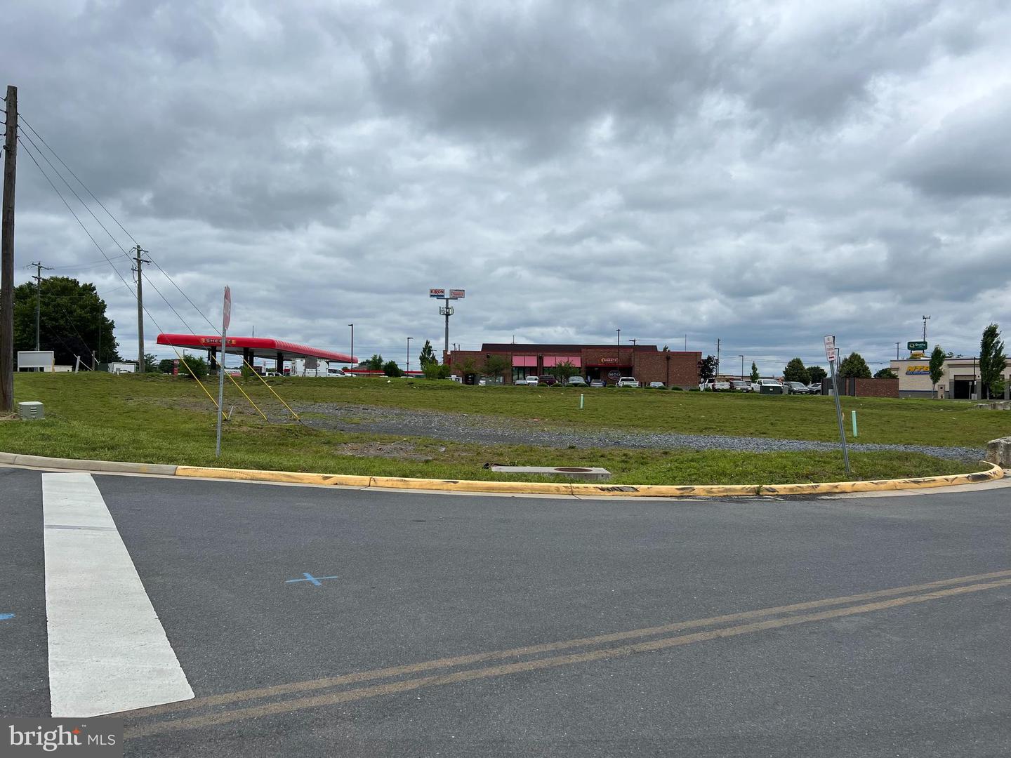 Amoco Property Photo 1