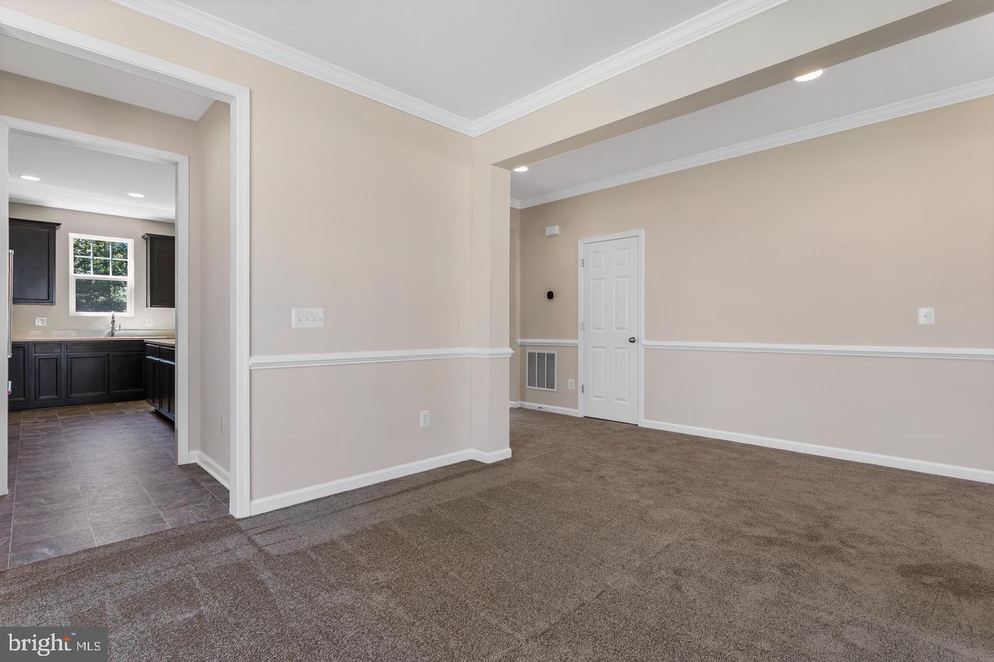 130 Jewel Box Dr Property Photo 8