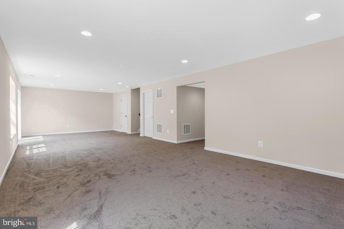 130 Jewel Box Dr Property Photo 17
