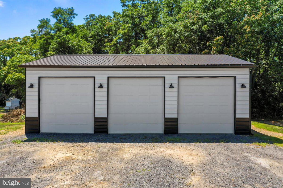 124 Hauptman Property Photo 10
