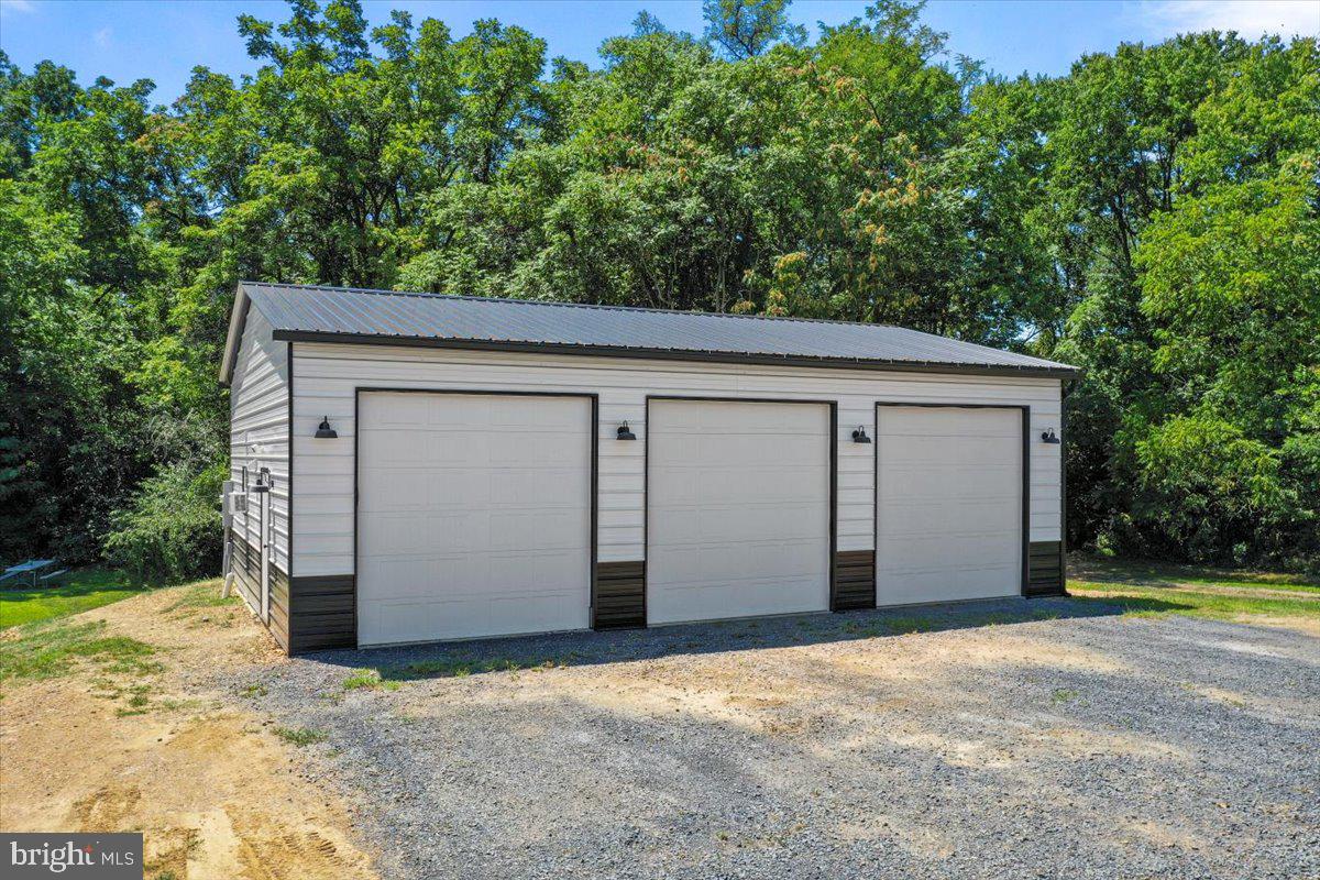 124 Hauptman Property Photo 12