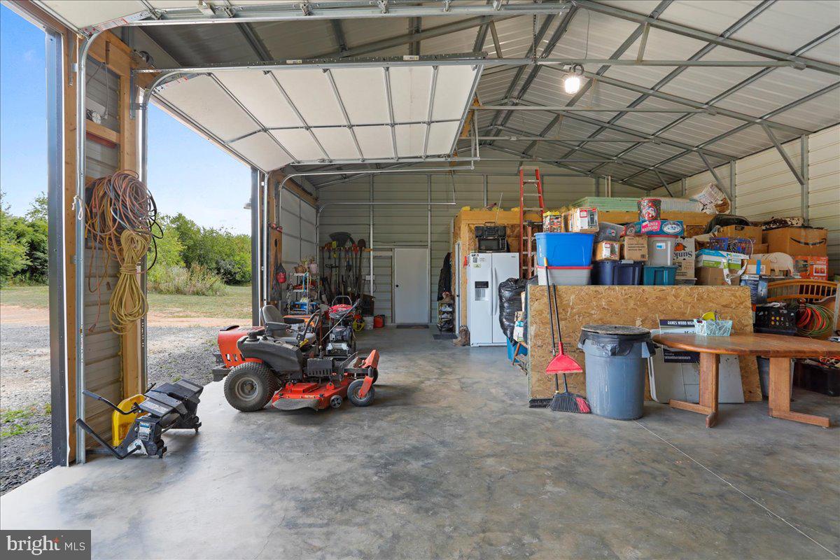 124 Hauptman Property Photo 18
