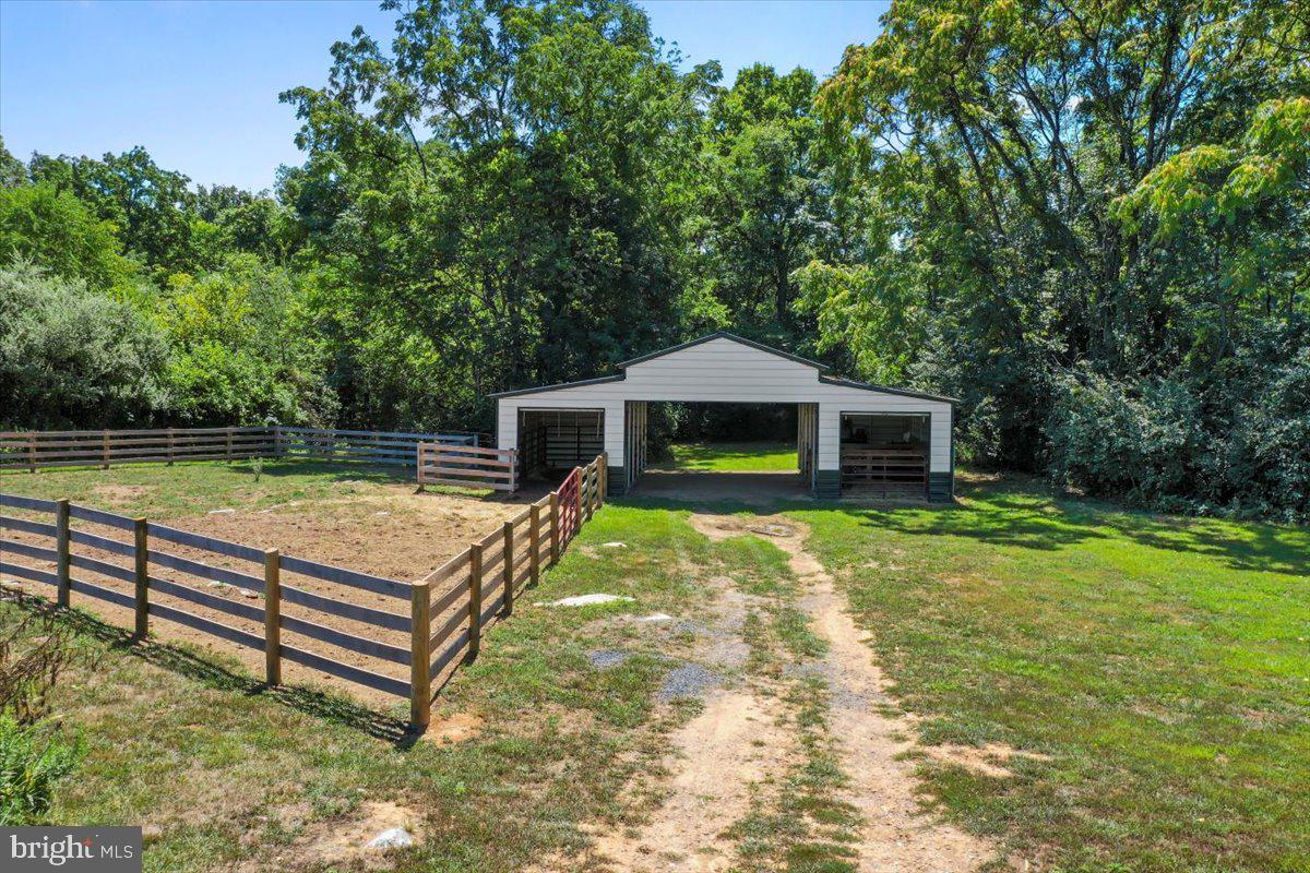 124 Hauptman Property Photo 30