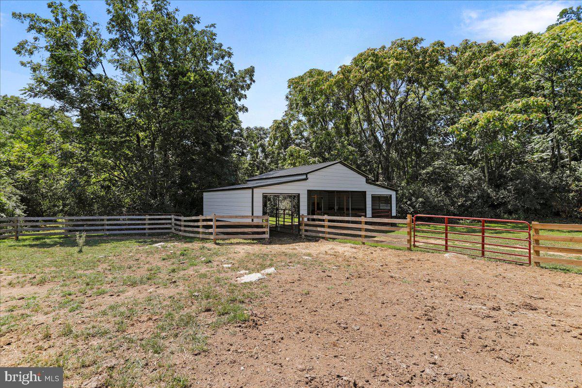 124 Hauptman Property Photo 40